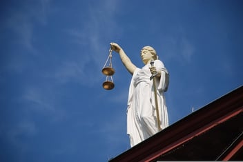 ¿Qué Necesitas Para Acceder a la Ley de Segunda Oportunidad?