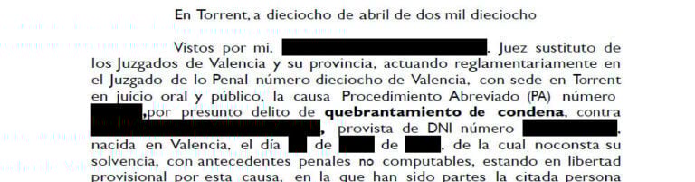 Absolución por un delito de quebrantamiento de condena a una mujer